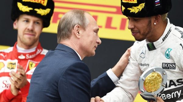 Россию официально запретили в «Формуле-1». Поразительное лицемерие западных боссов0